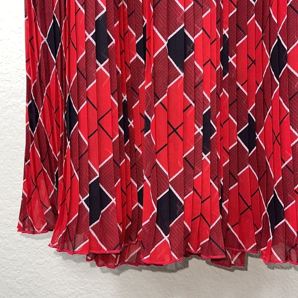 Women’s Plus Size Red Maxi Skirt Checkered Plaid Christmas Print Vintage Pleated - Picture 8 of 17